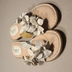 NWOT b.o.c sandles